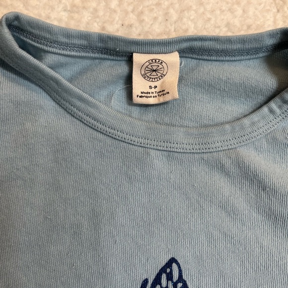 UO butterfly baby tee - Picture 5 of 8